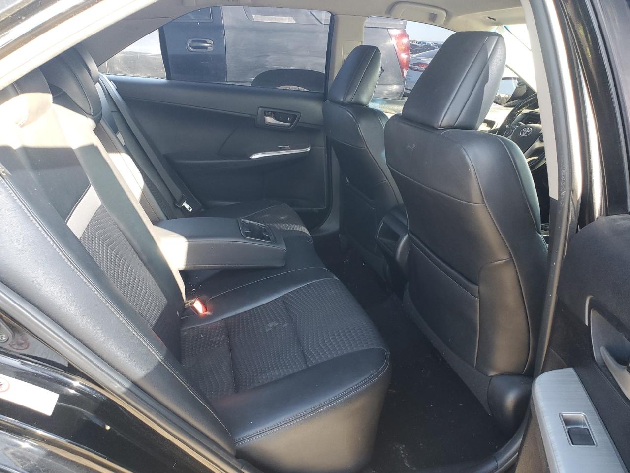 2012 Toyota Camry - Image 10