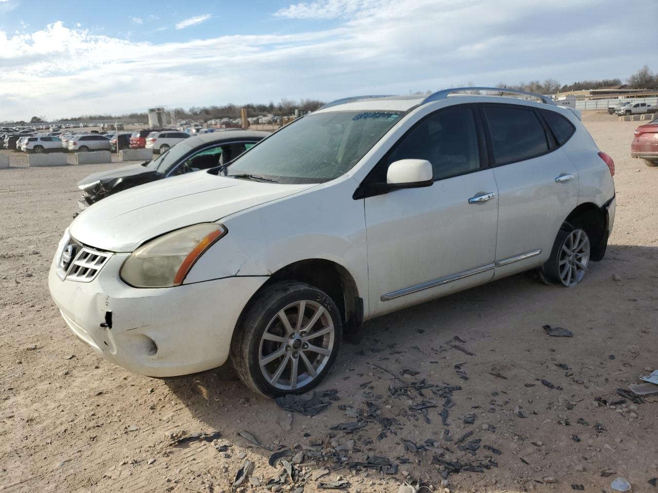 2011 Nissan Rogue - Image 1
