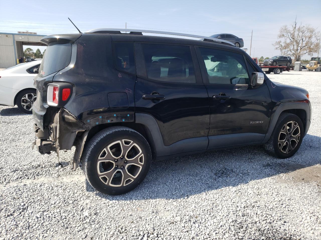 2016 Jeep Renegade - Image 3