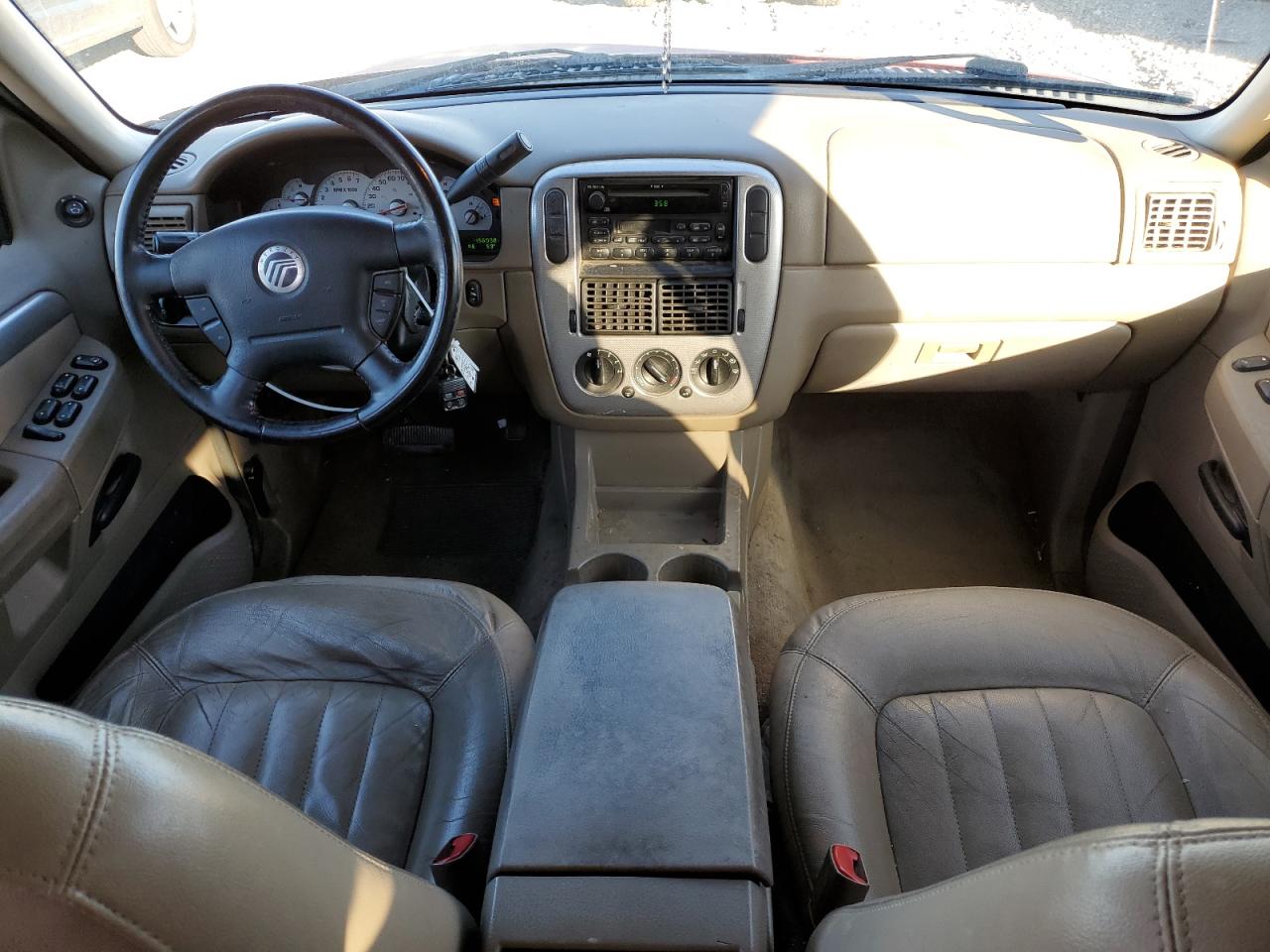2003 Mercury Mountaineer - Image 8