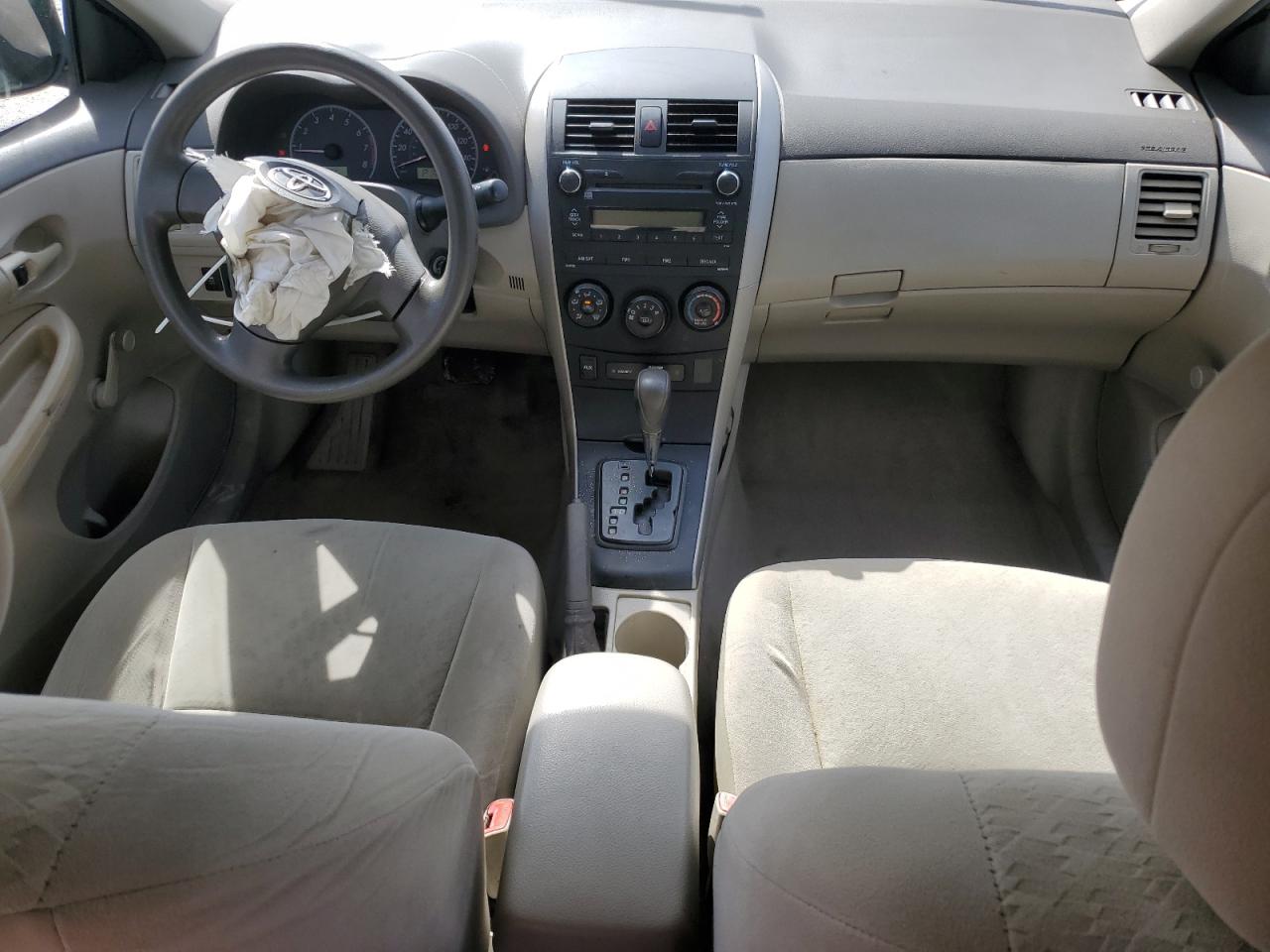 2010 Toyota Corolla - Image 8