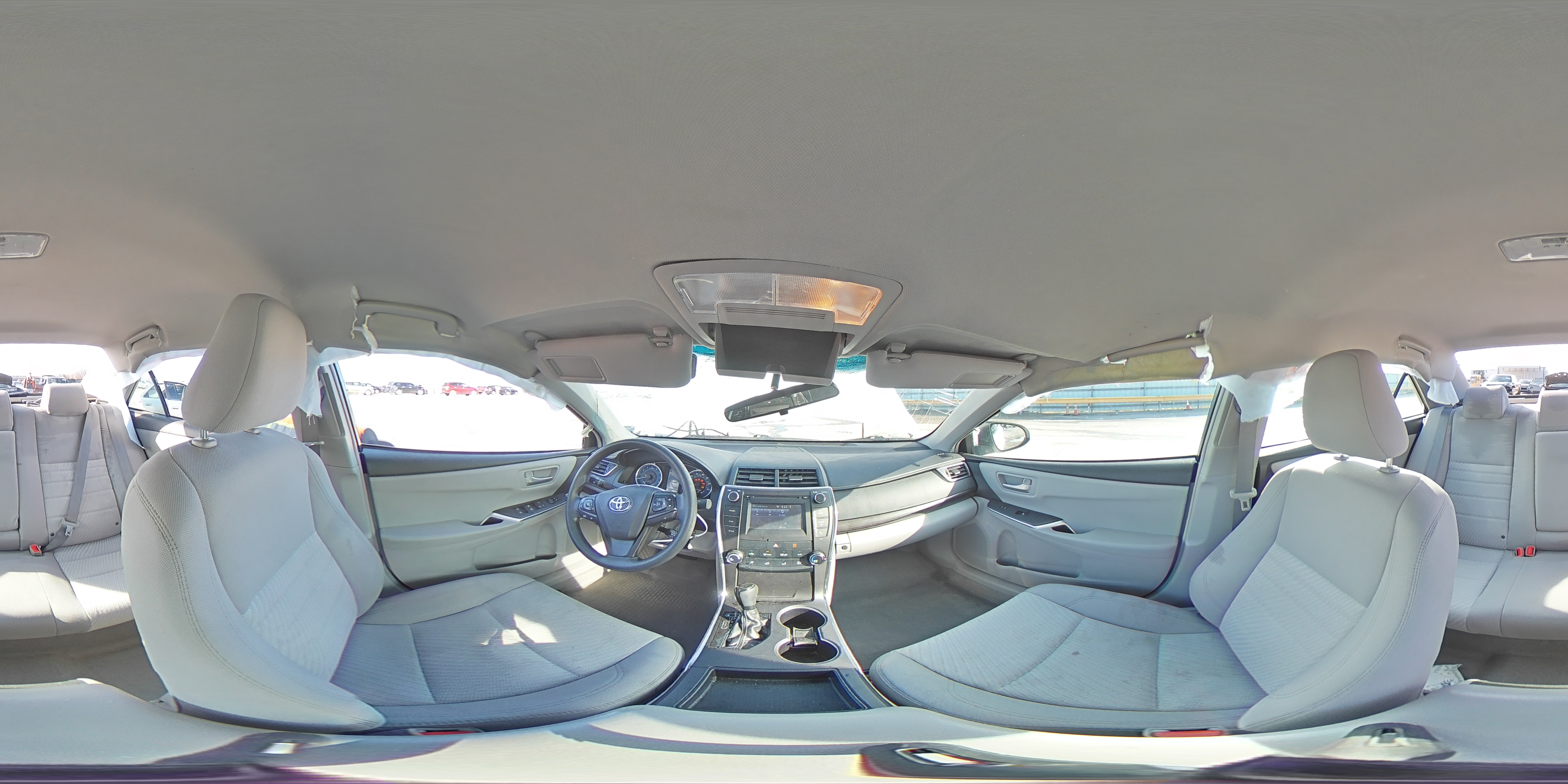 2016 Toyota Camry - Image 14
