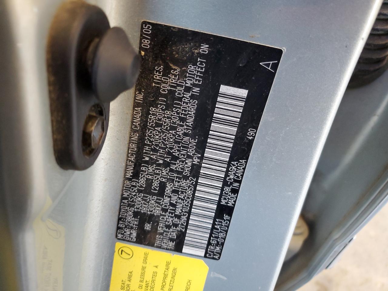 2005 Lexus RX - Image 13