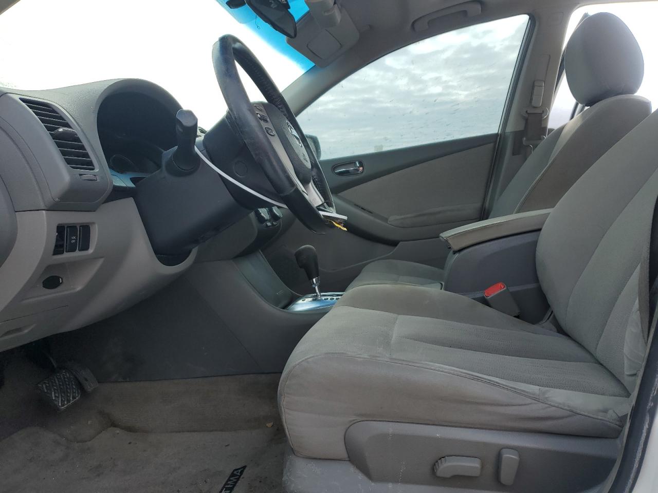 2010 Nissan Altima - Image 7