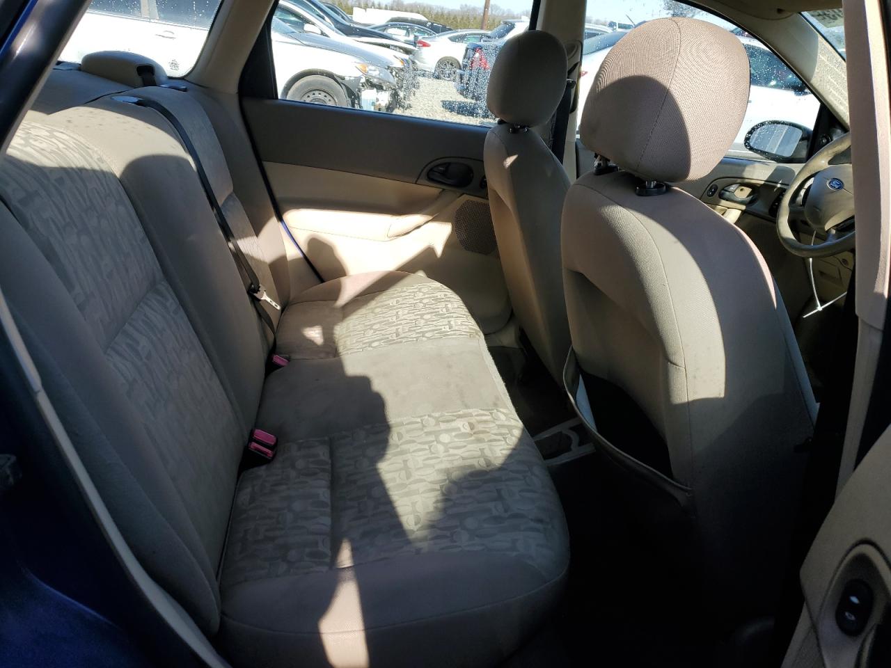 2005 Ford Focus - Image 10