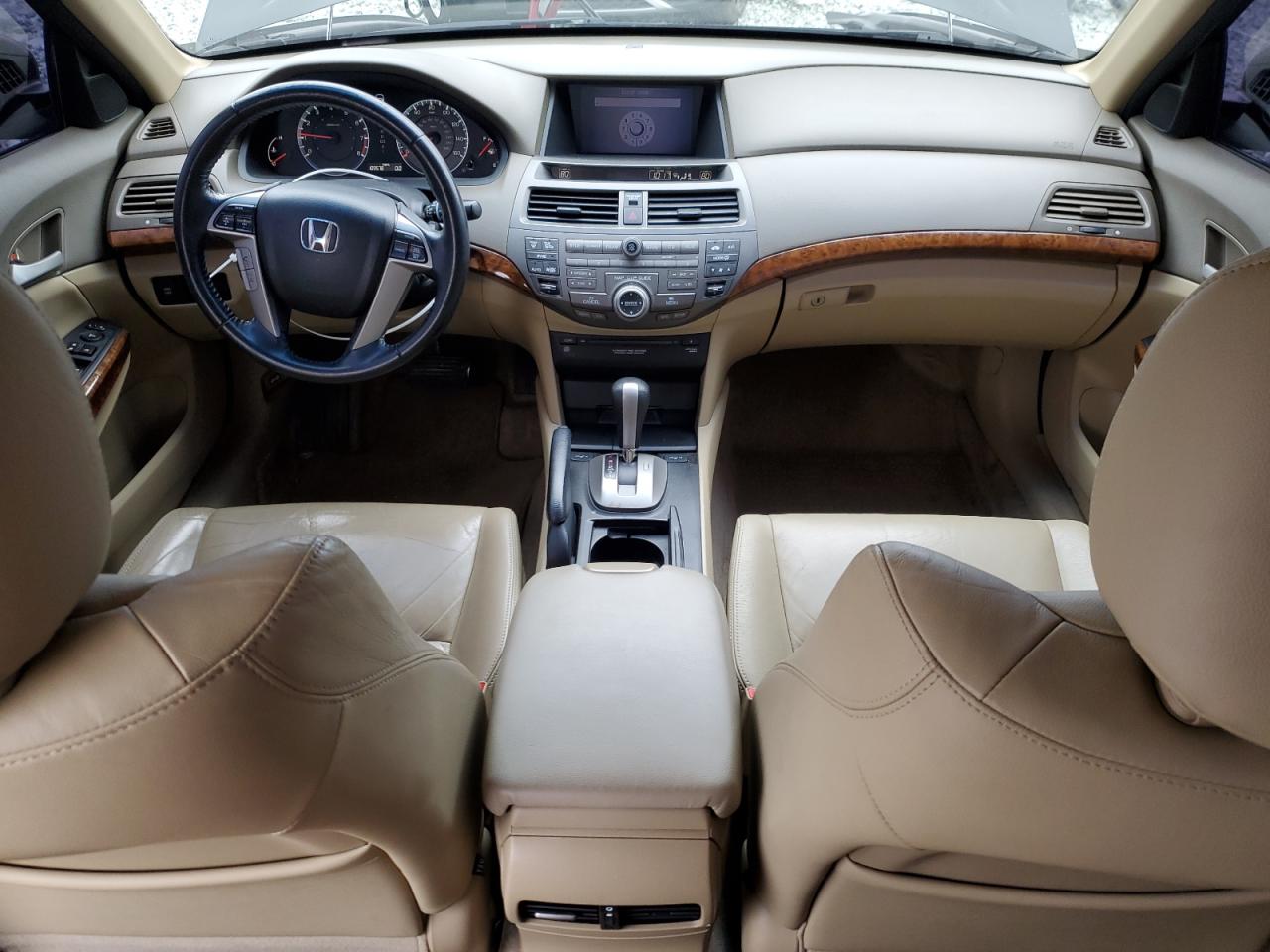 2010 Honda Accord - Image 8