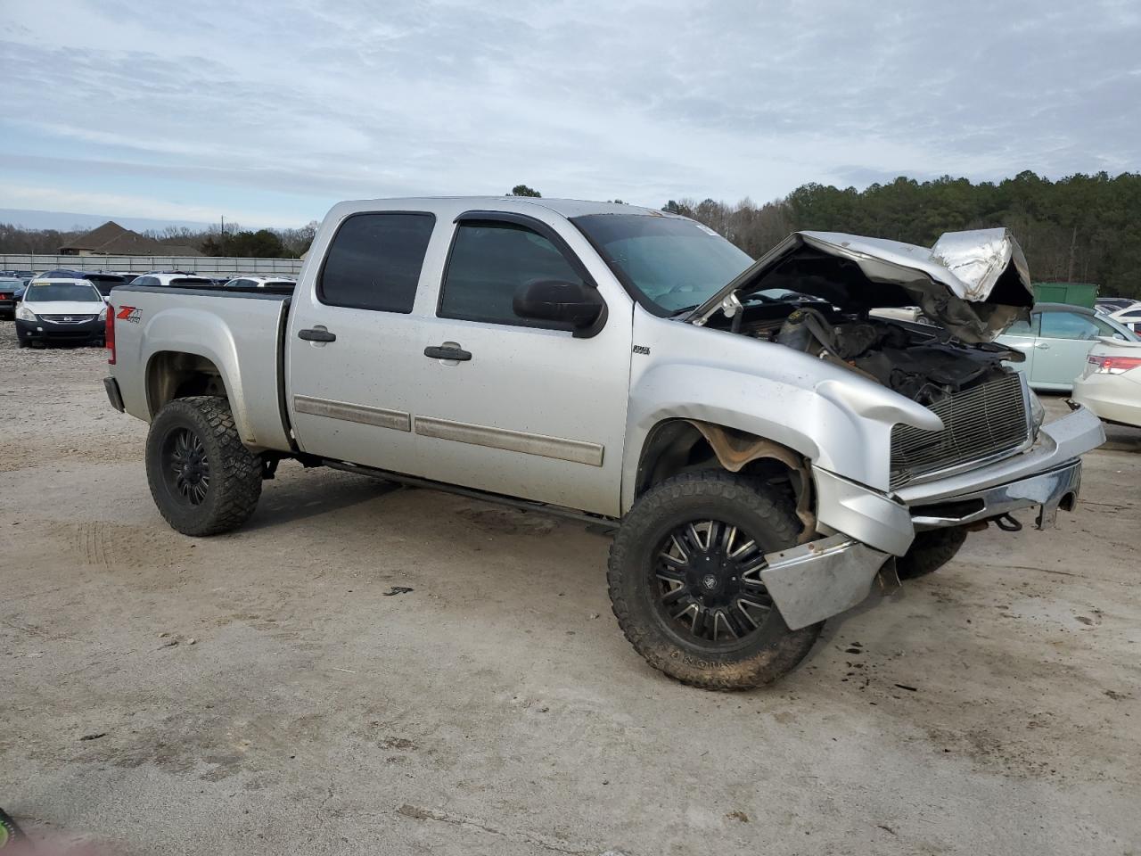 2013 GMC Sierra - Image 4