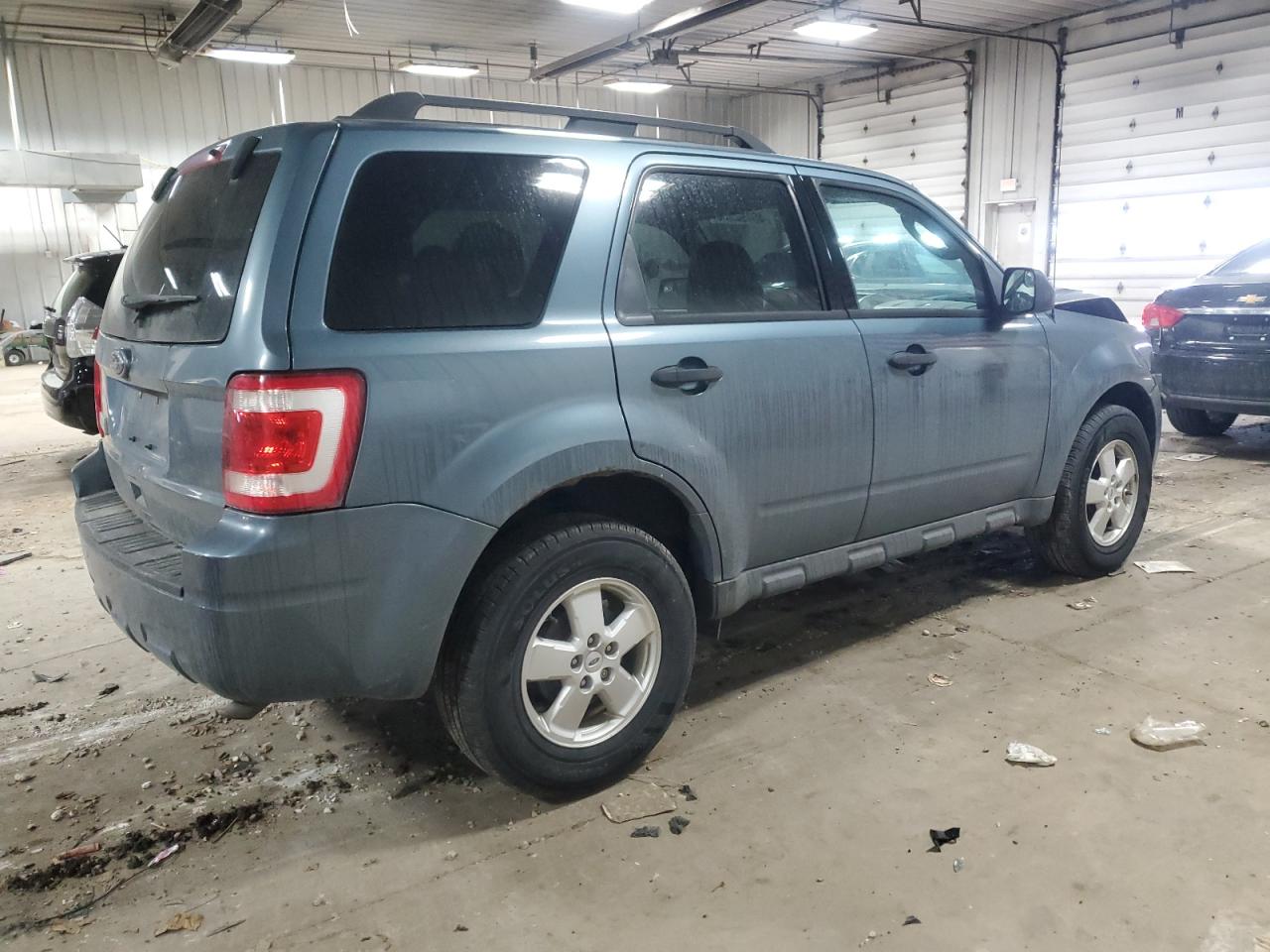 2010 Ford Escape - Image 3