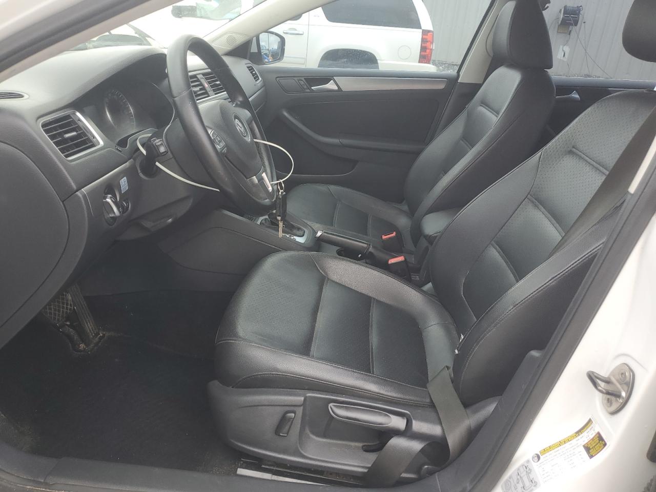 2014 Volkswagen Jetta - Image 7