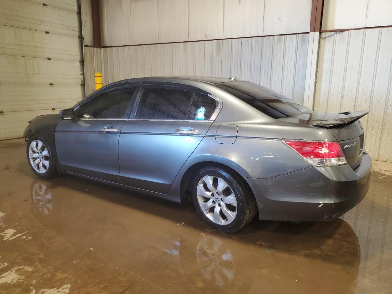 2008 Honda Accord - Image 2