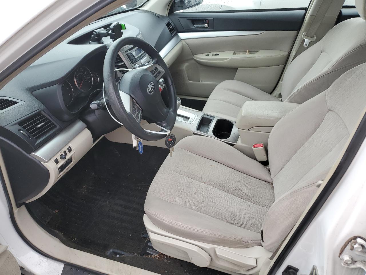 2014 Subaru Outback - Image 7