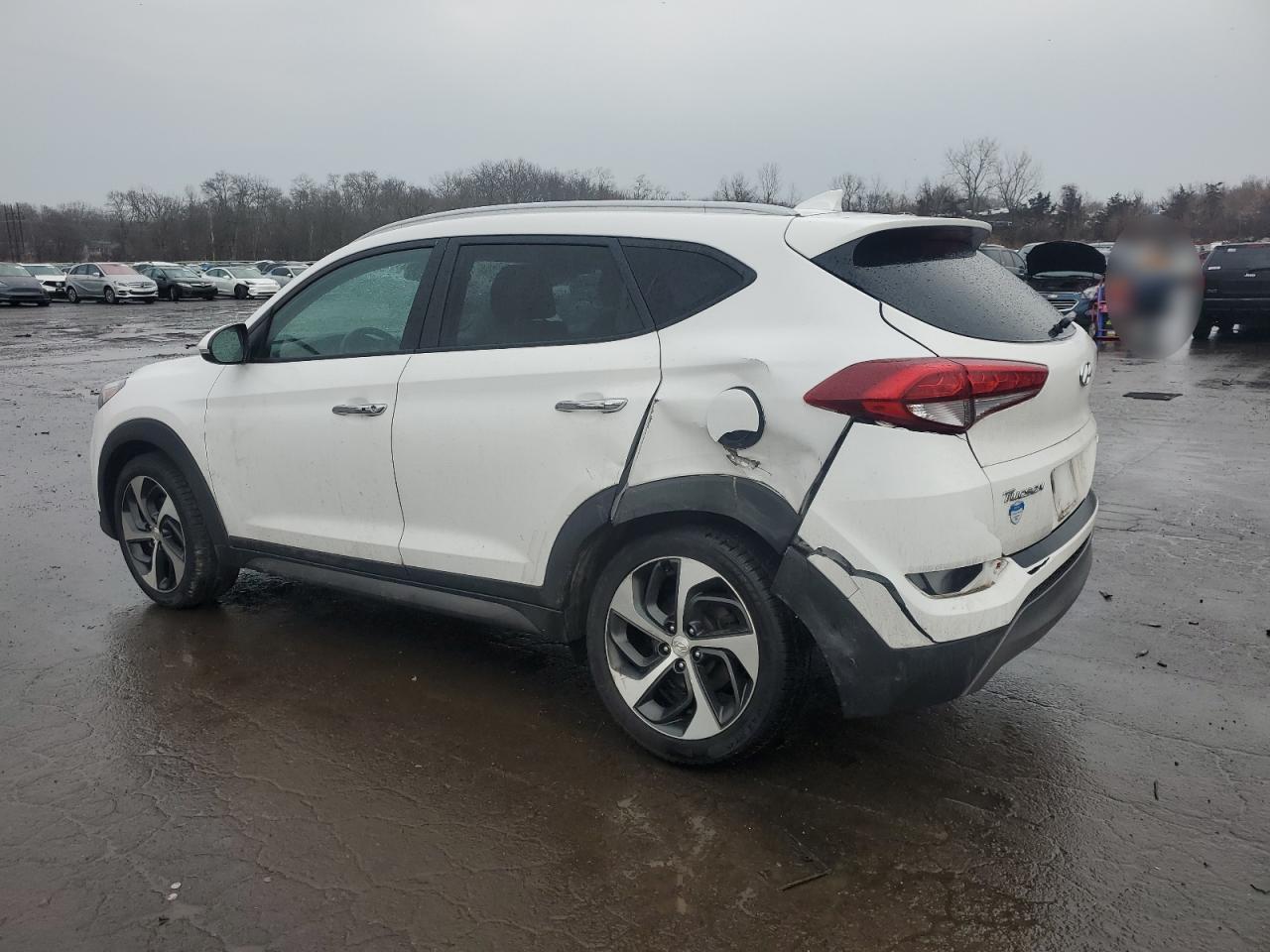 2016 Hyundai Tucson - Image 2