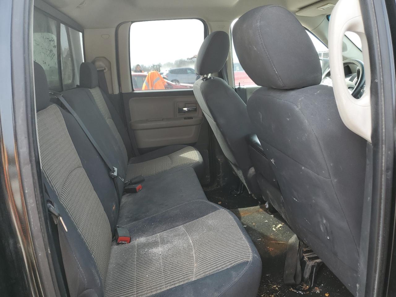 2010 Dodge RAM - Image 10