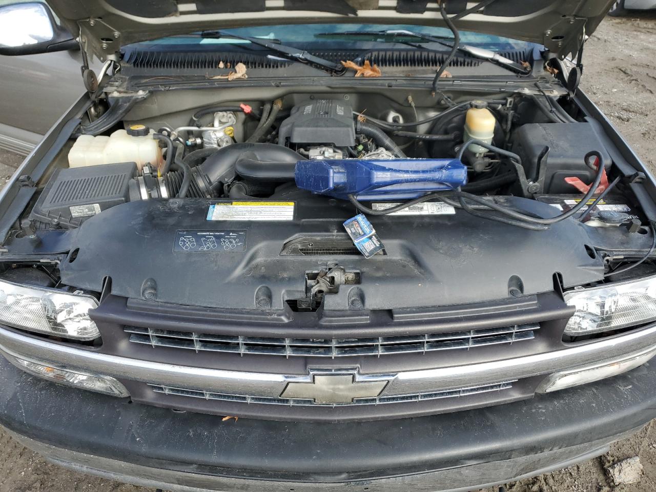 1999 Chevrolet Silverado - Image 13