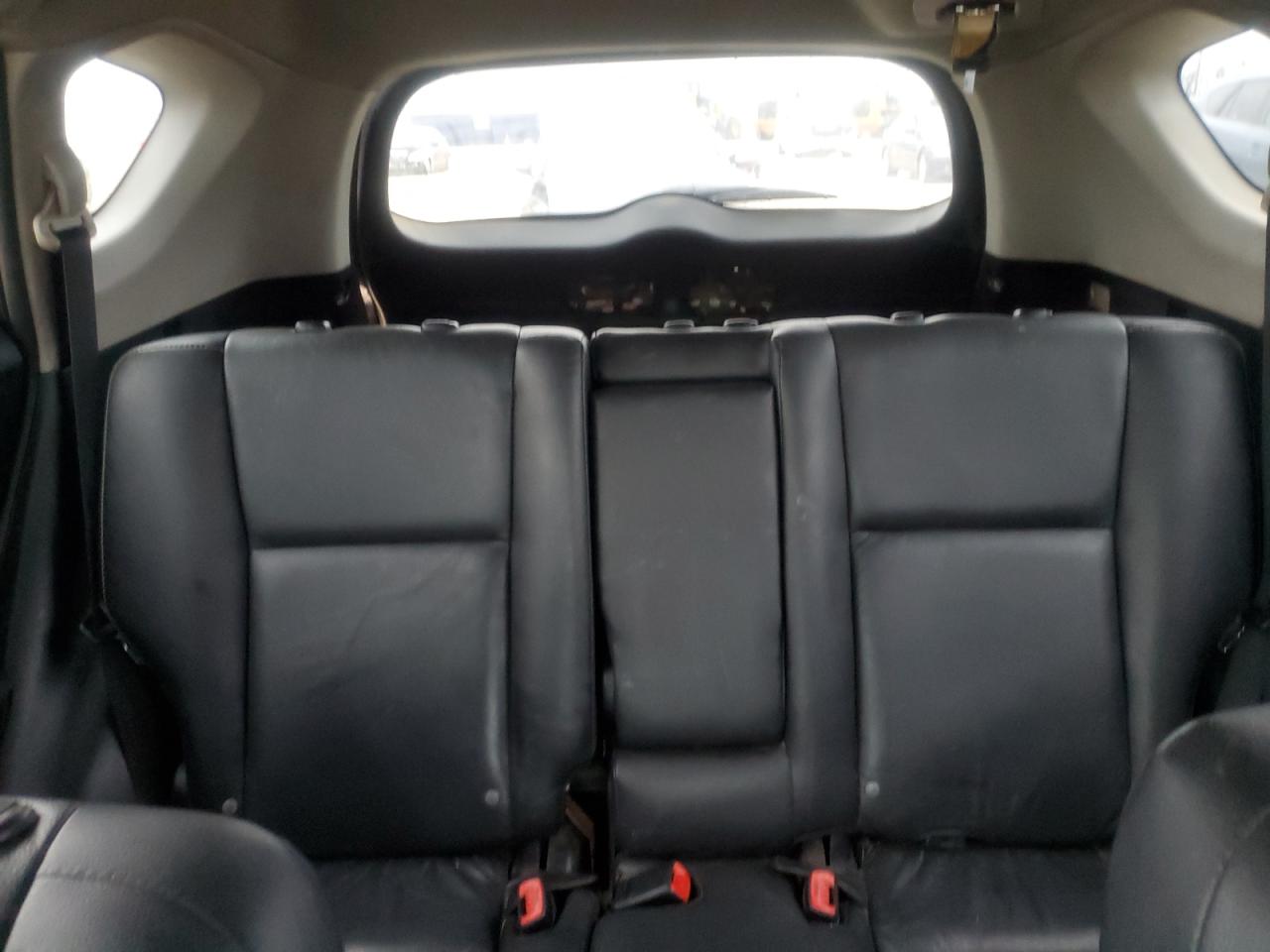 2015 Toyota RAV 4 - Image 10