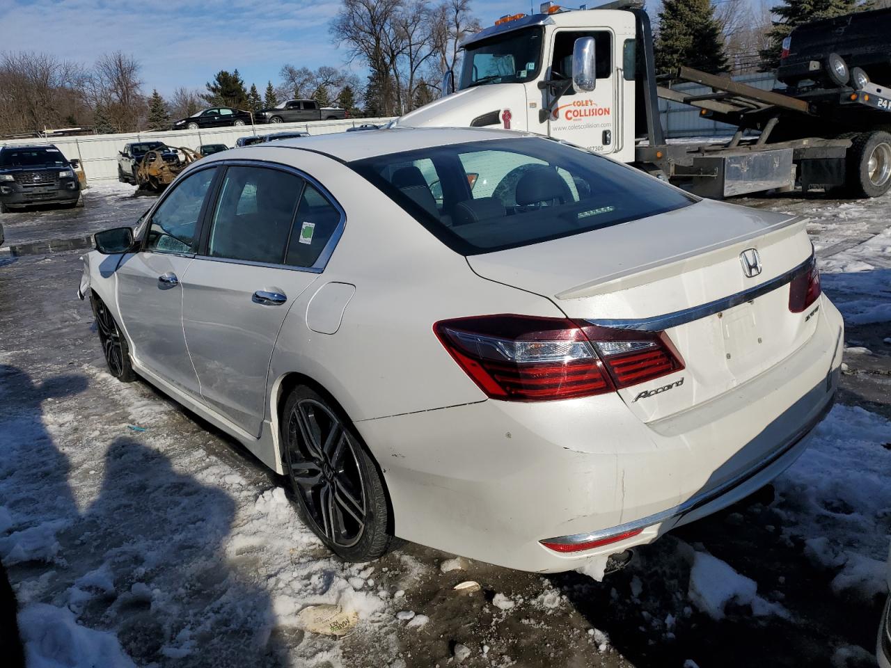 2016 Honda Accord - Image 2