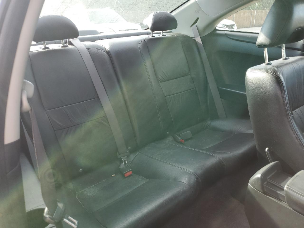 2004 Honda Accord - Image 10