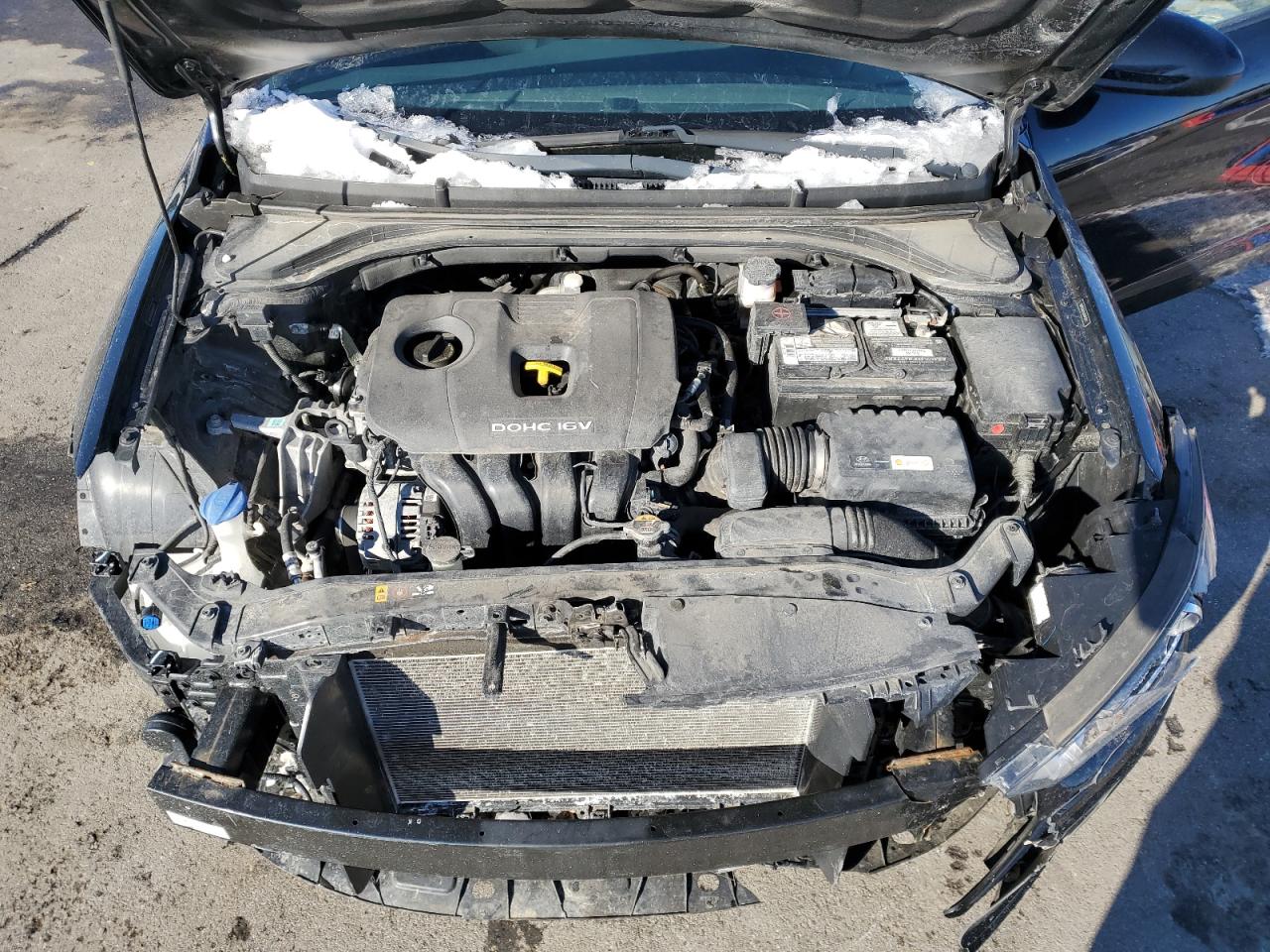 2018 Hyundai Elantra - Image 11