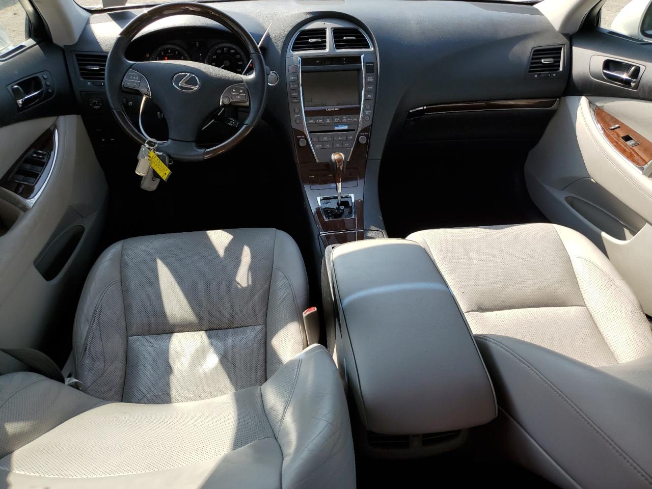 2010 Lexus ES - Image 8
