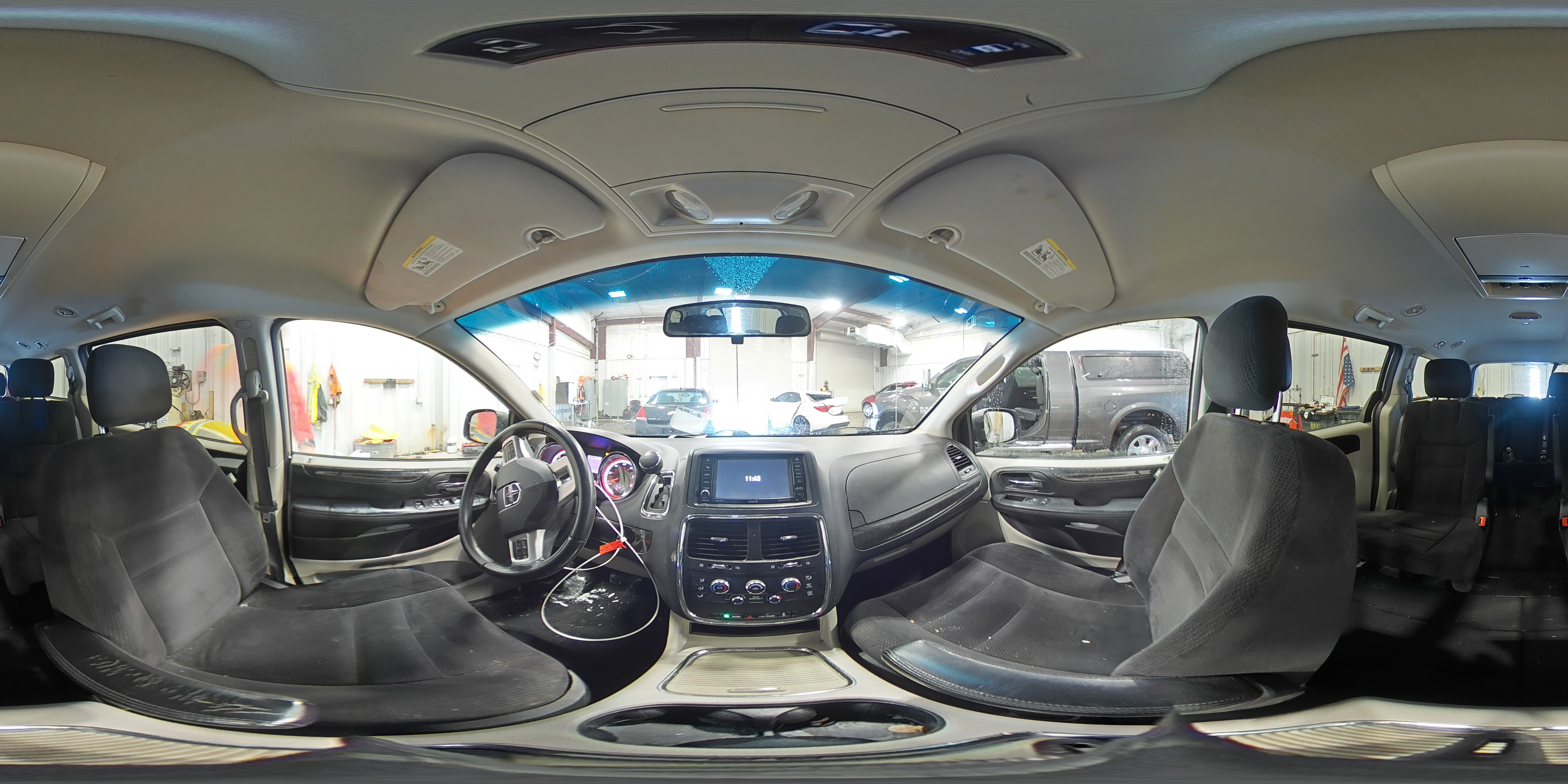 2014 Dodge Caravan - Image 15