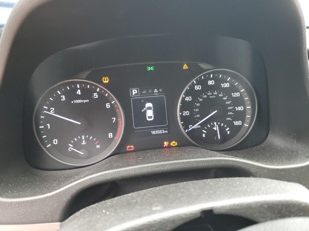 2018 Hyundai Elantra - Image 9
