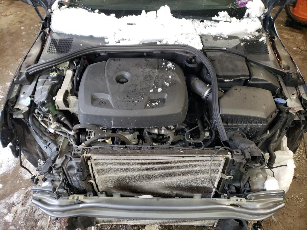 2017 Volvo S60 - Image 11