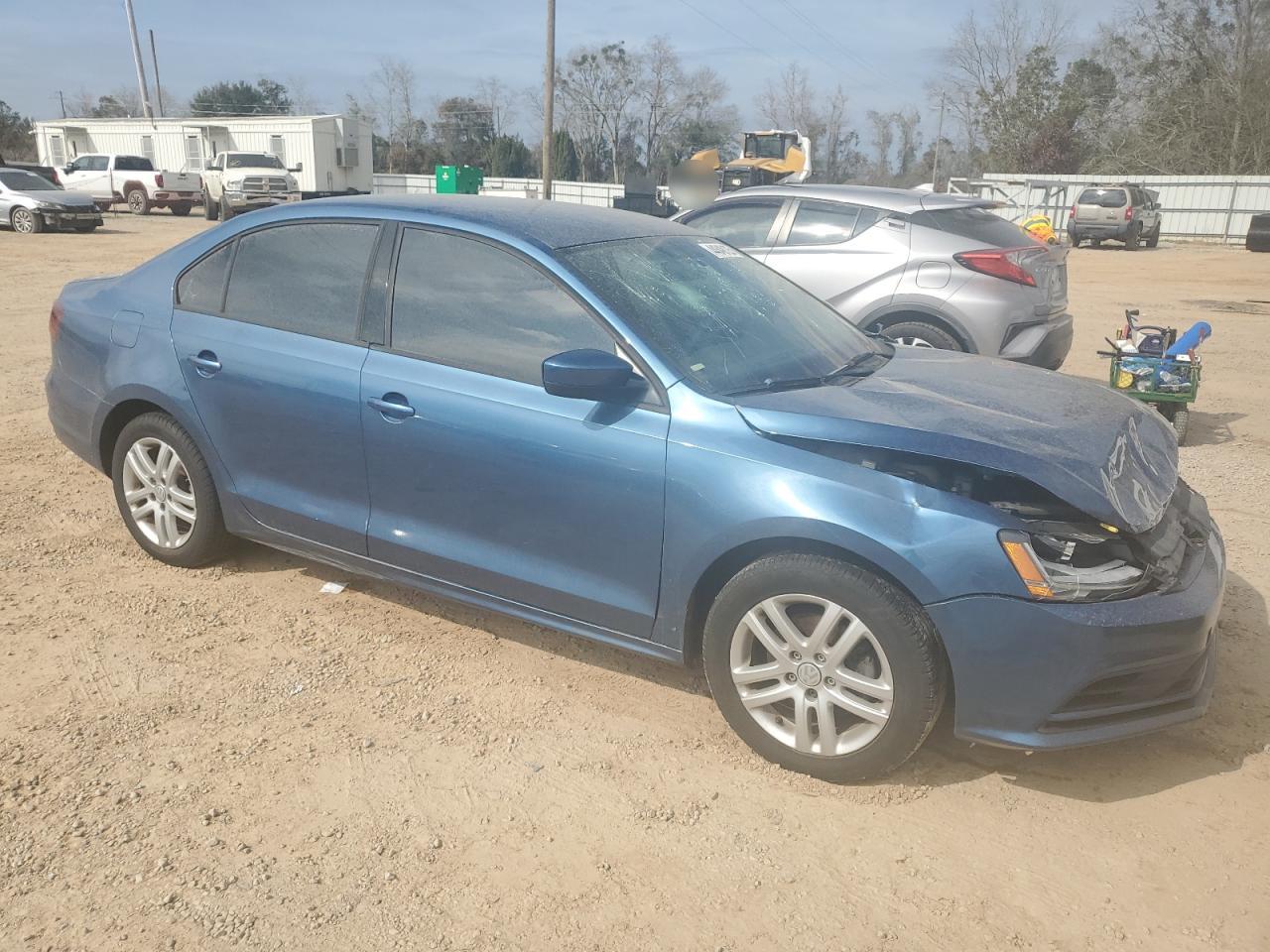 2018 Volkswagen Jetta - Image 4