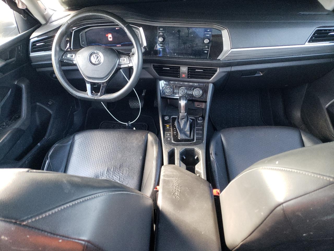 2019 Volkswagen Jetta - Image 8