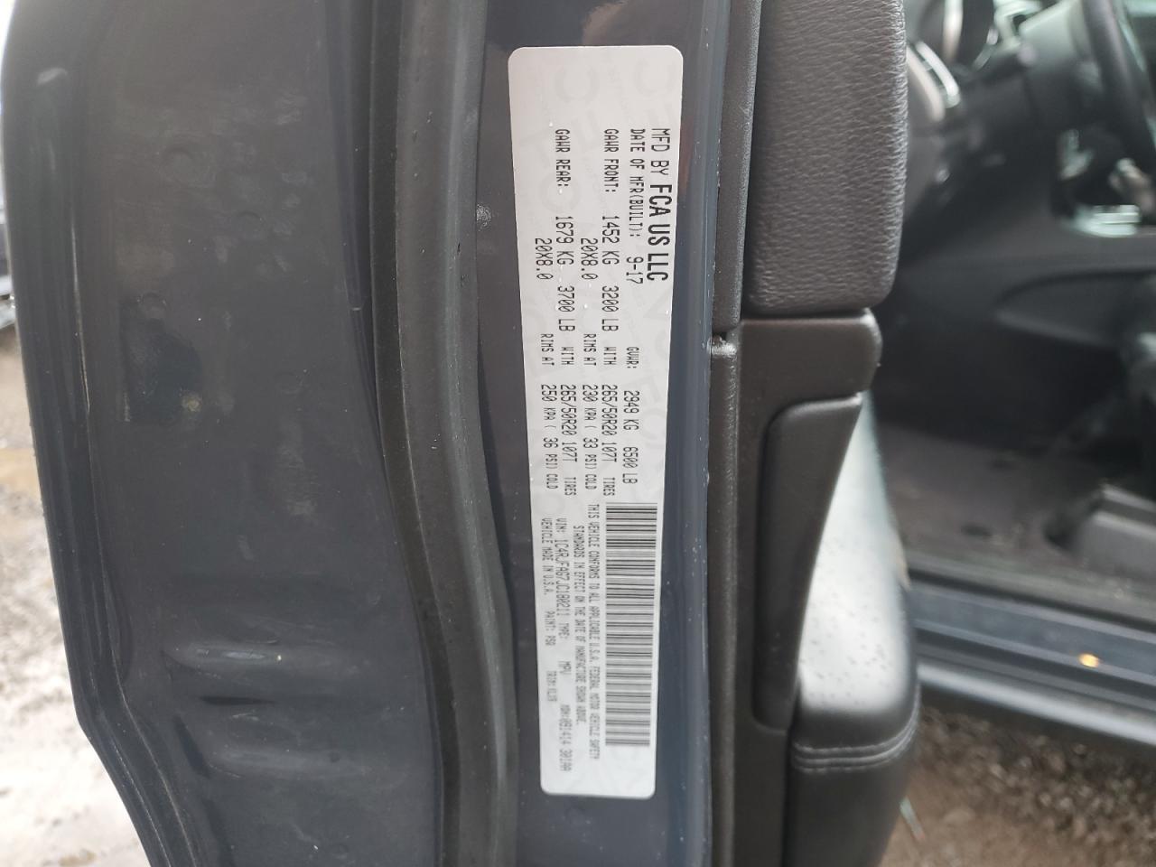 2018 Jeep Grand Cherokee - Image 12