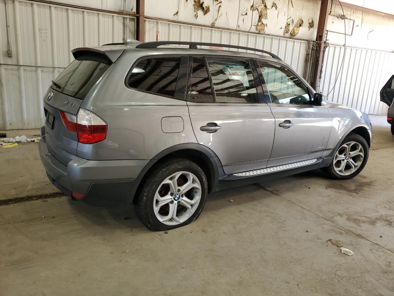 2009 BMW X3 - Image 3