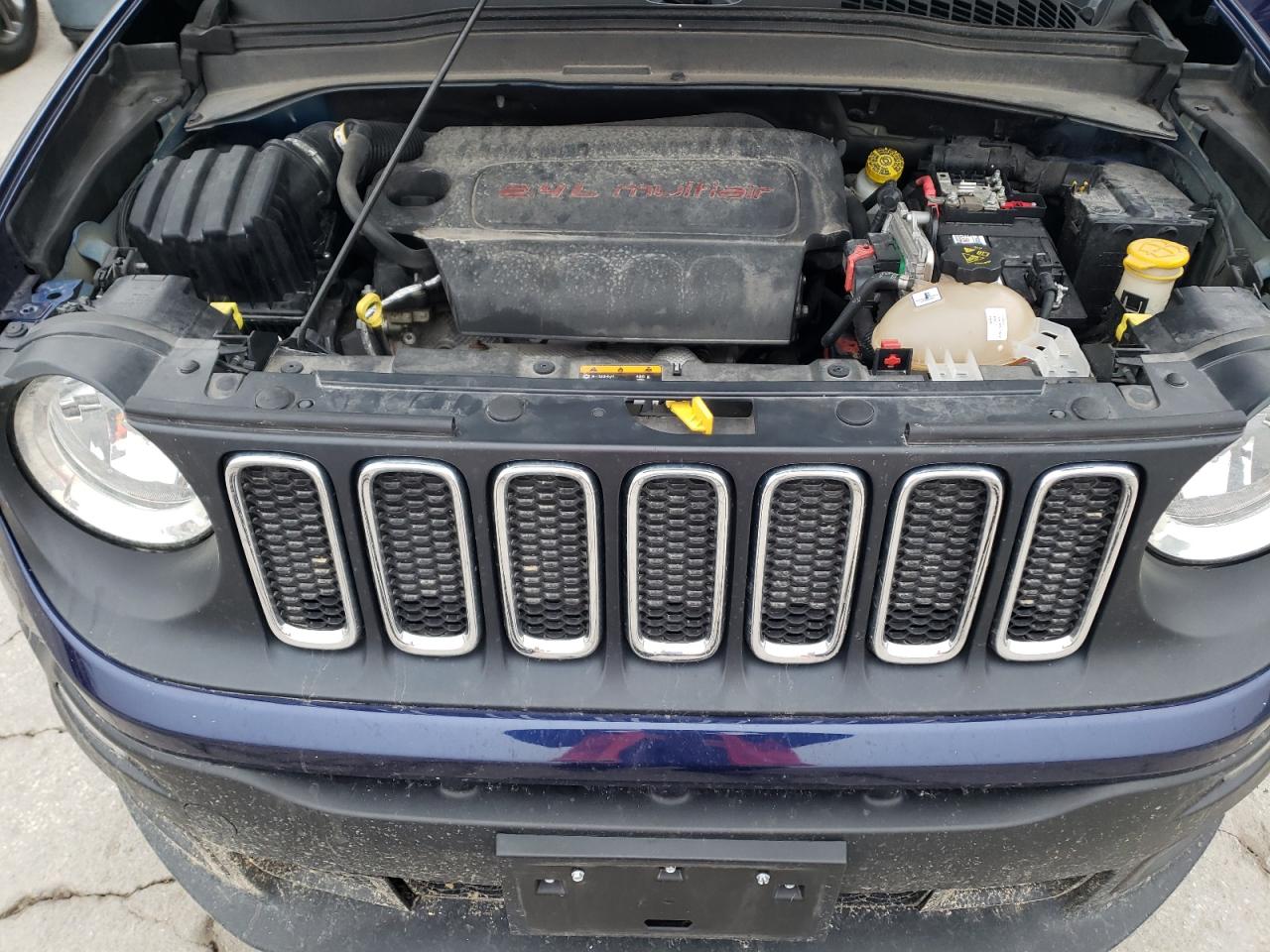 2018 Jeep Renegade - Image 12