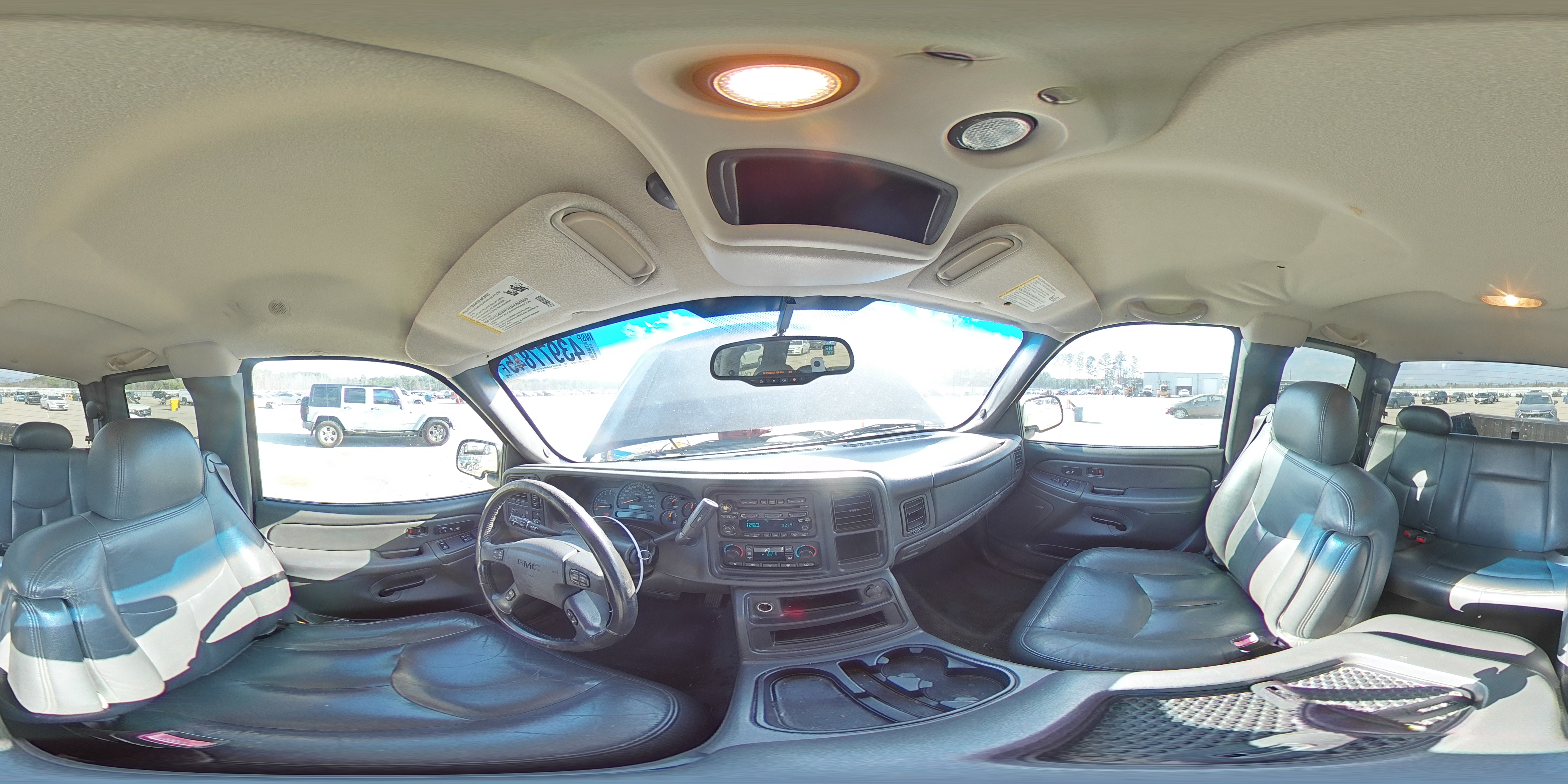 2005 GMC Sierra - Image 13