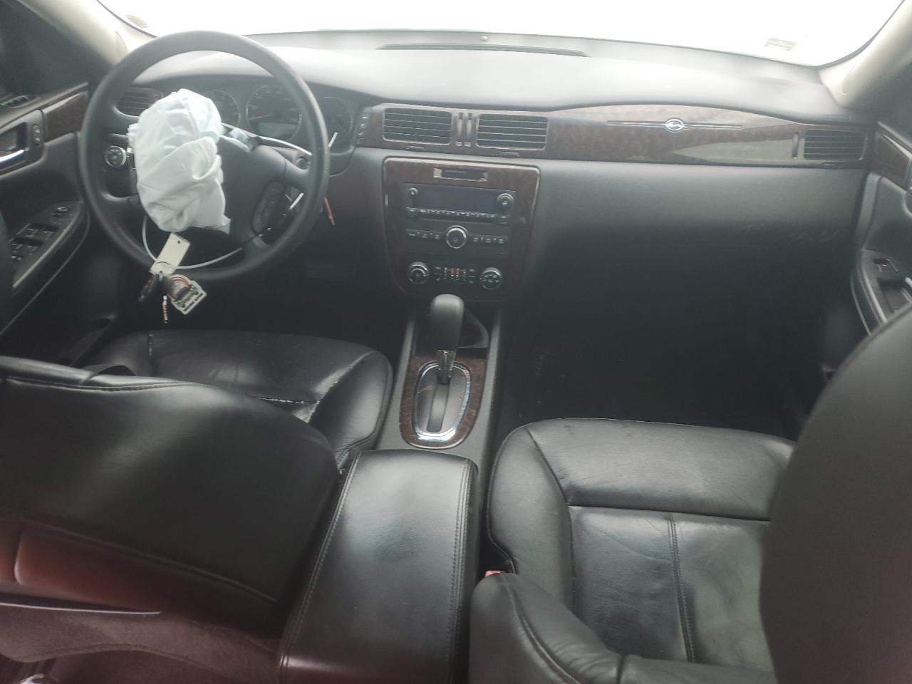 2015 Chevrolet Impala - Image 8