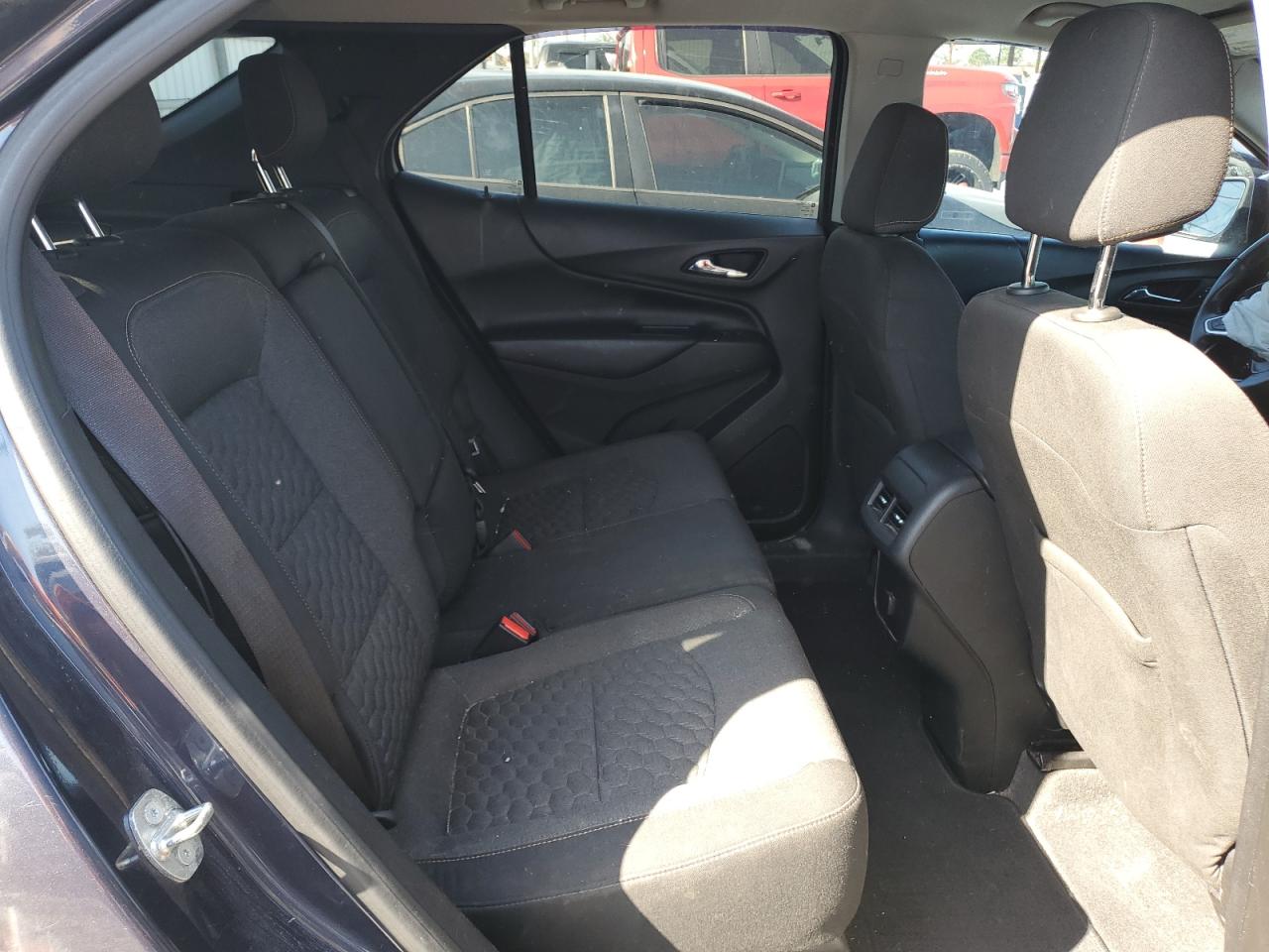 2018 Chevrolet Equinox - Image 11