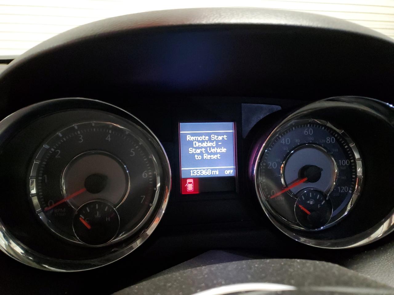 2014 Chrysler Town & Country Touring L VIN: 2C4RC1CG4ER215133 Lot: 45838035