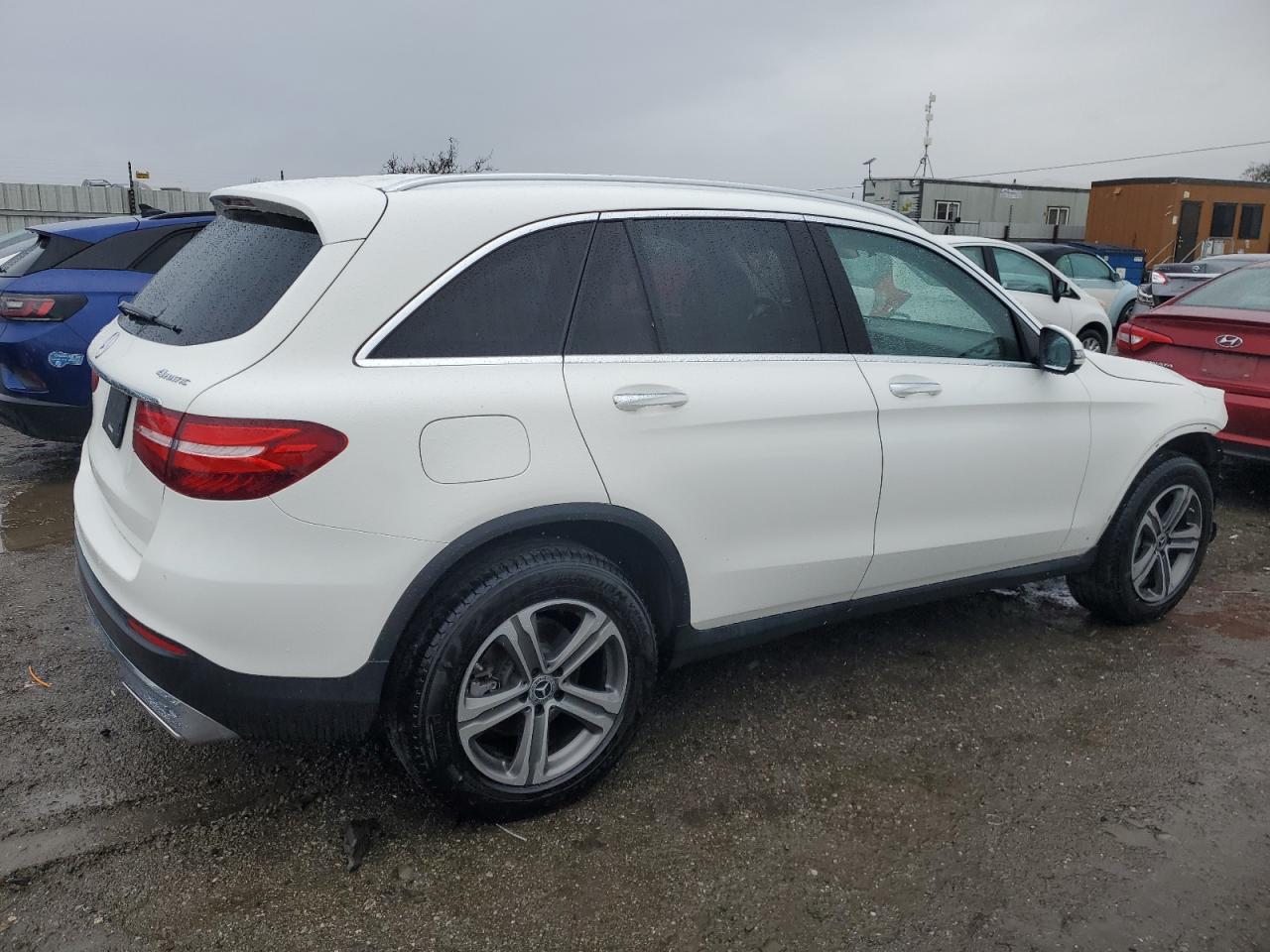 2019 Mercedes-Benz GLC - Image 3