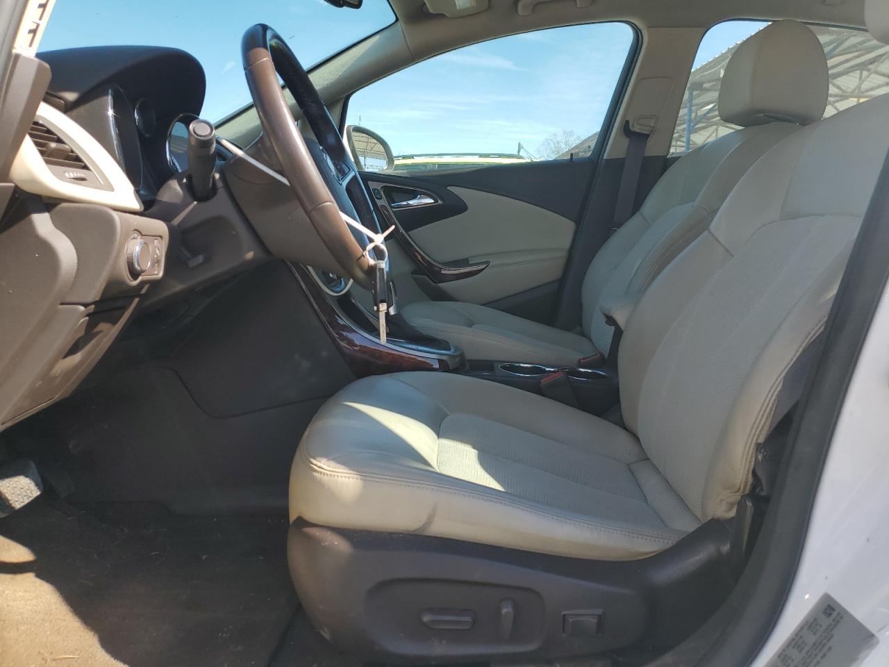 2016 Buick Verano - Image 7