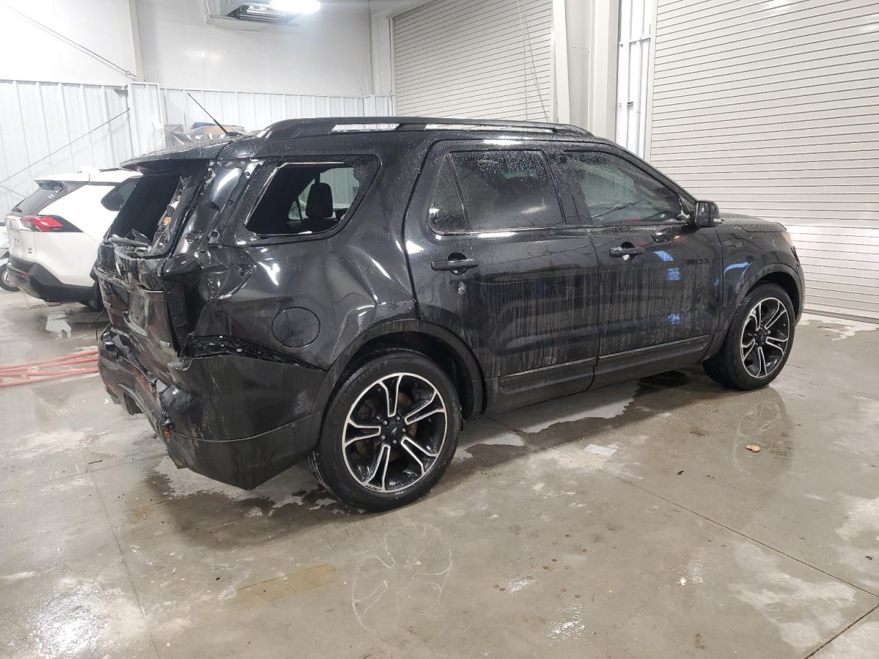2015 Ford Explorer - Image 3