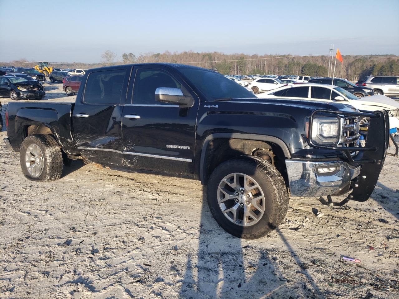 2018 GMC Sierra - Image 4