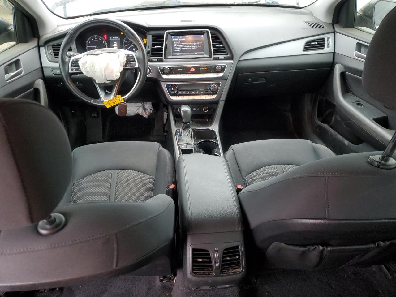 2019 Hyundai Sonata - Image 8