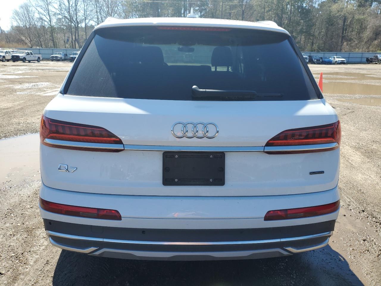 2023 Audi Q7 - Image 6