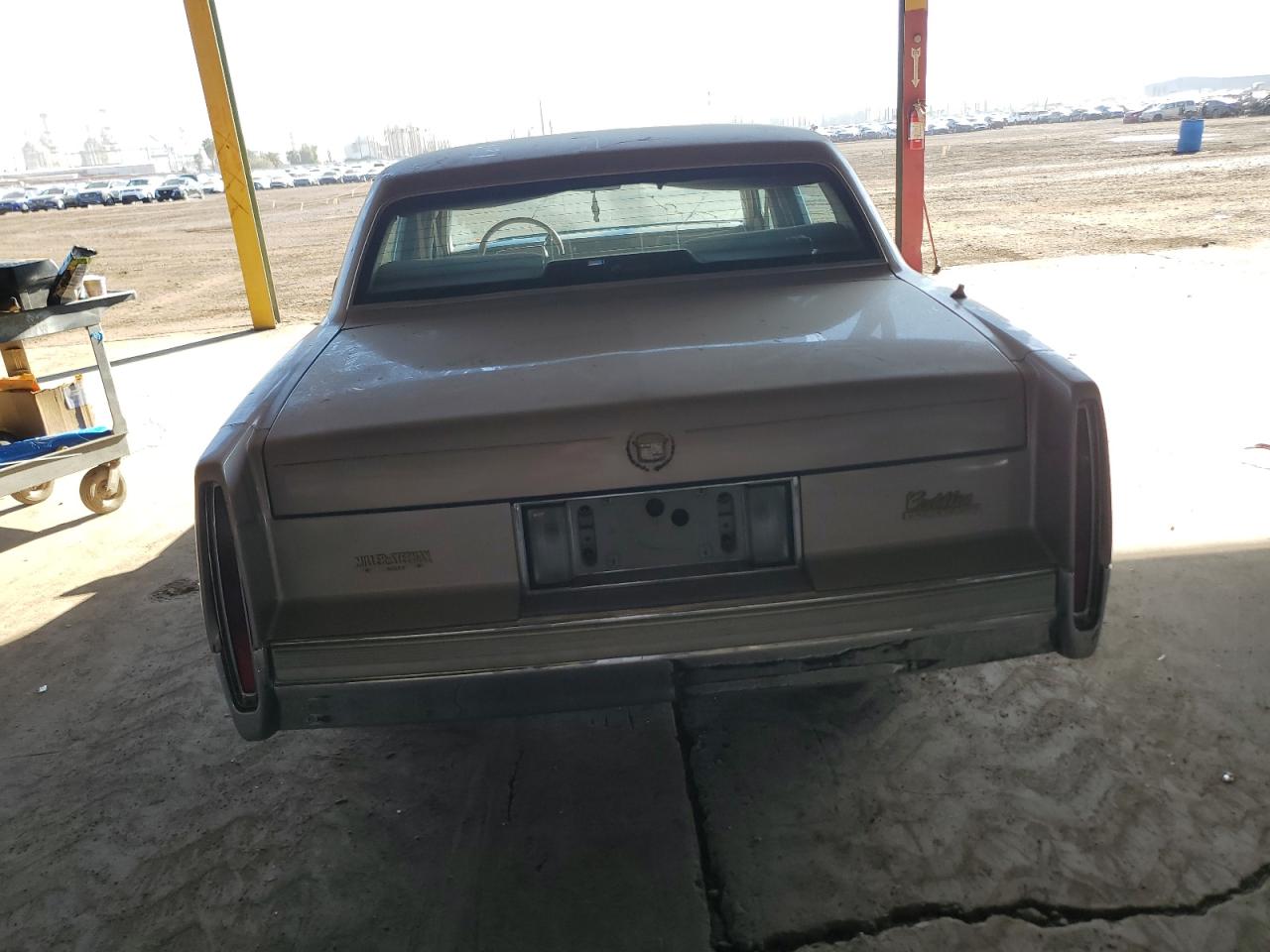 1990 Cadillac De Ville - Image 6