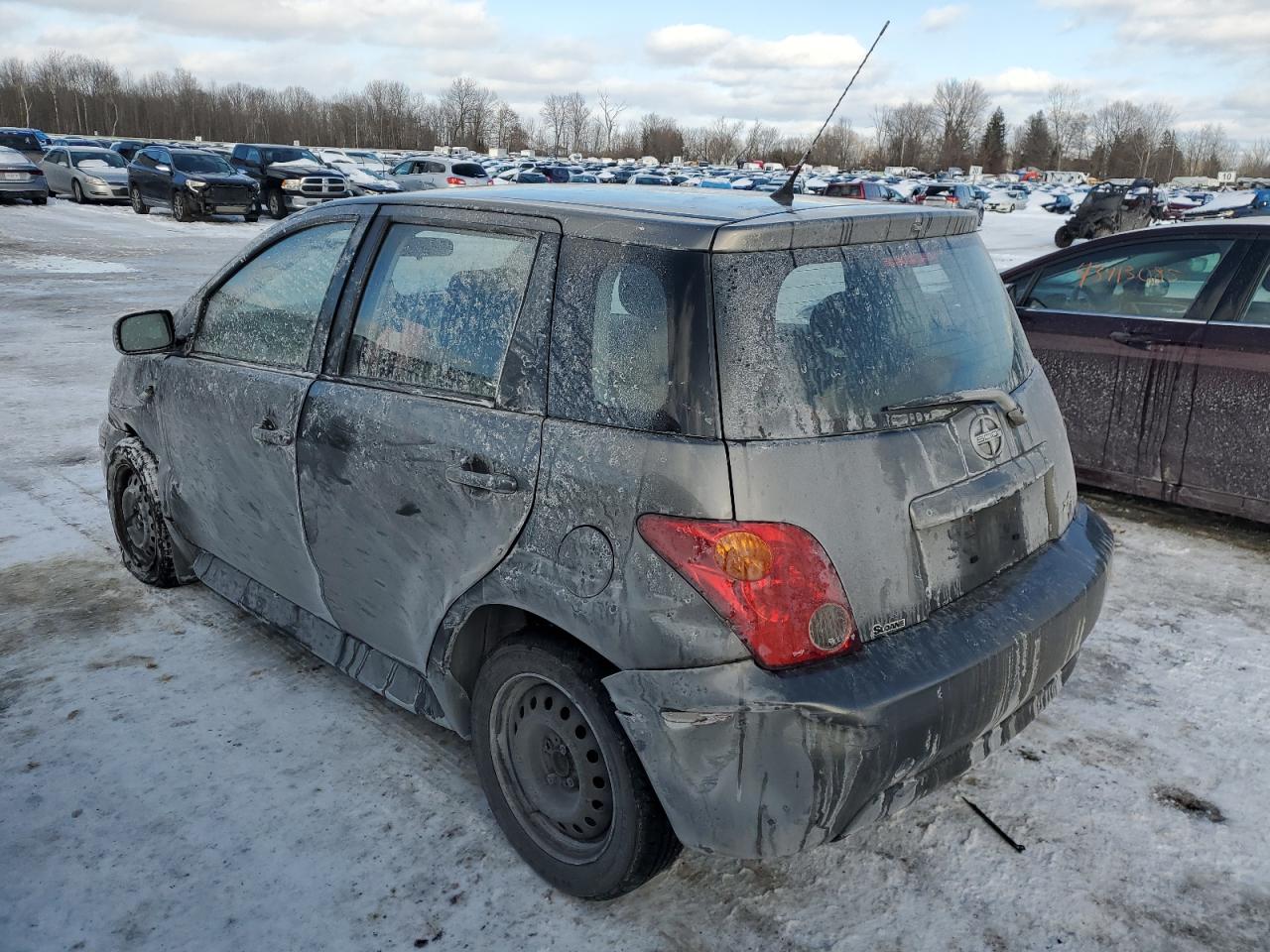 2005 Toyota xA - Image 2