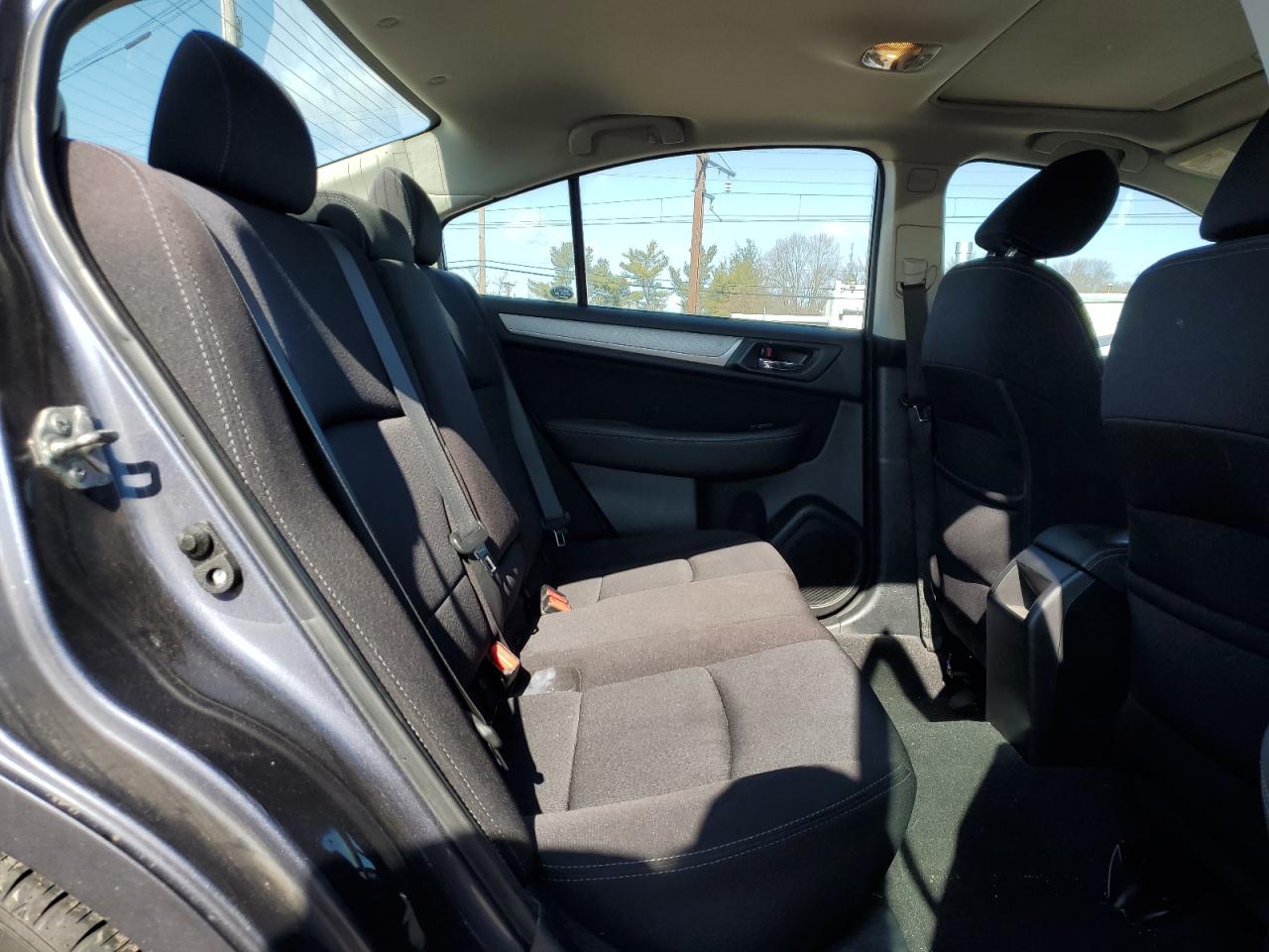 2015 Subaru Legacy - Image 11