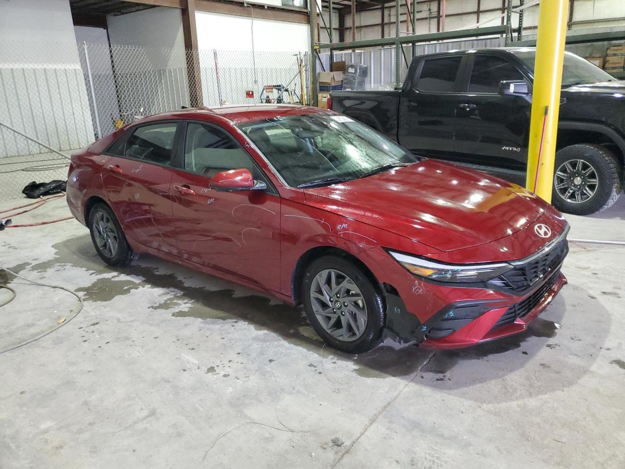 2024 Hyundai Elantra - Image 4