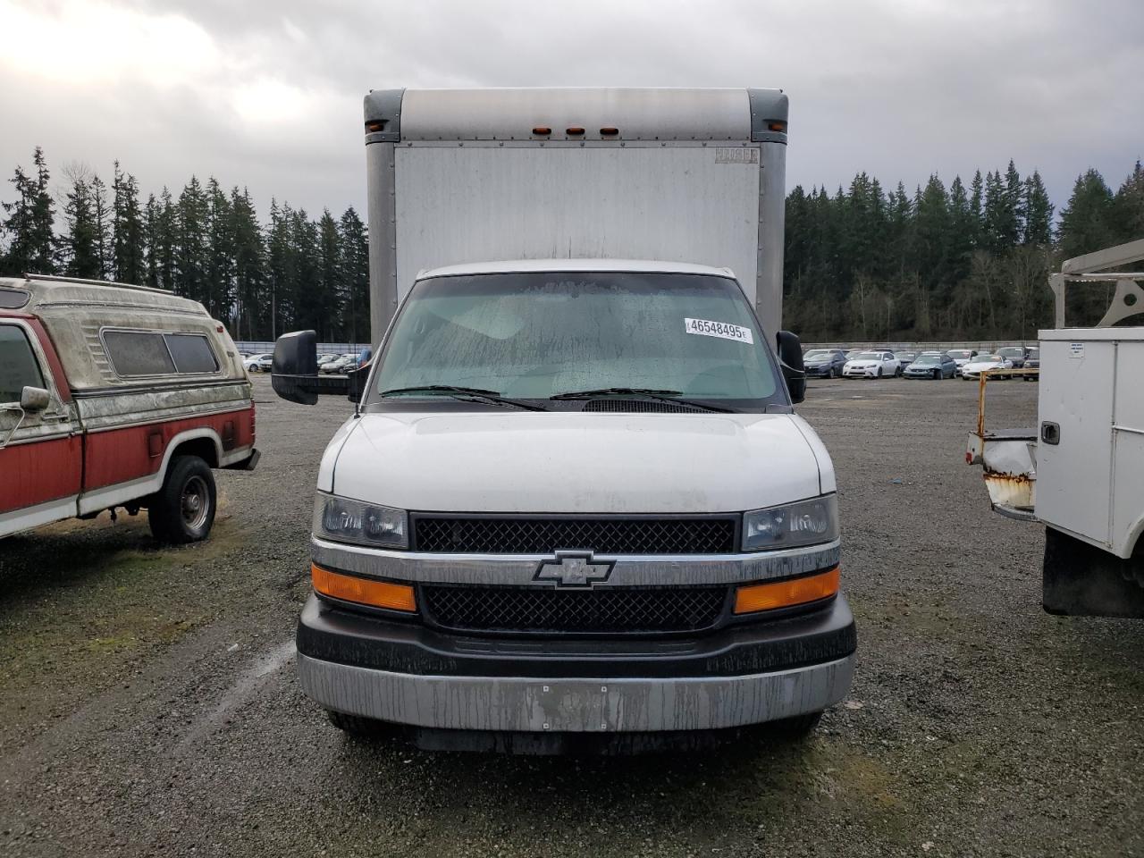2015 Chevrolet Express - Image 5