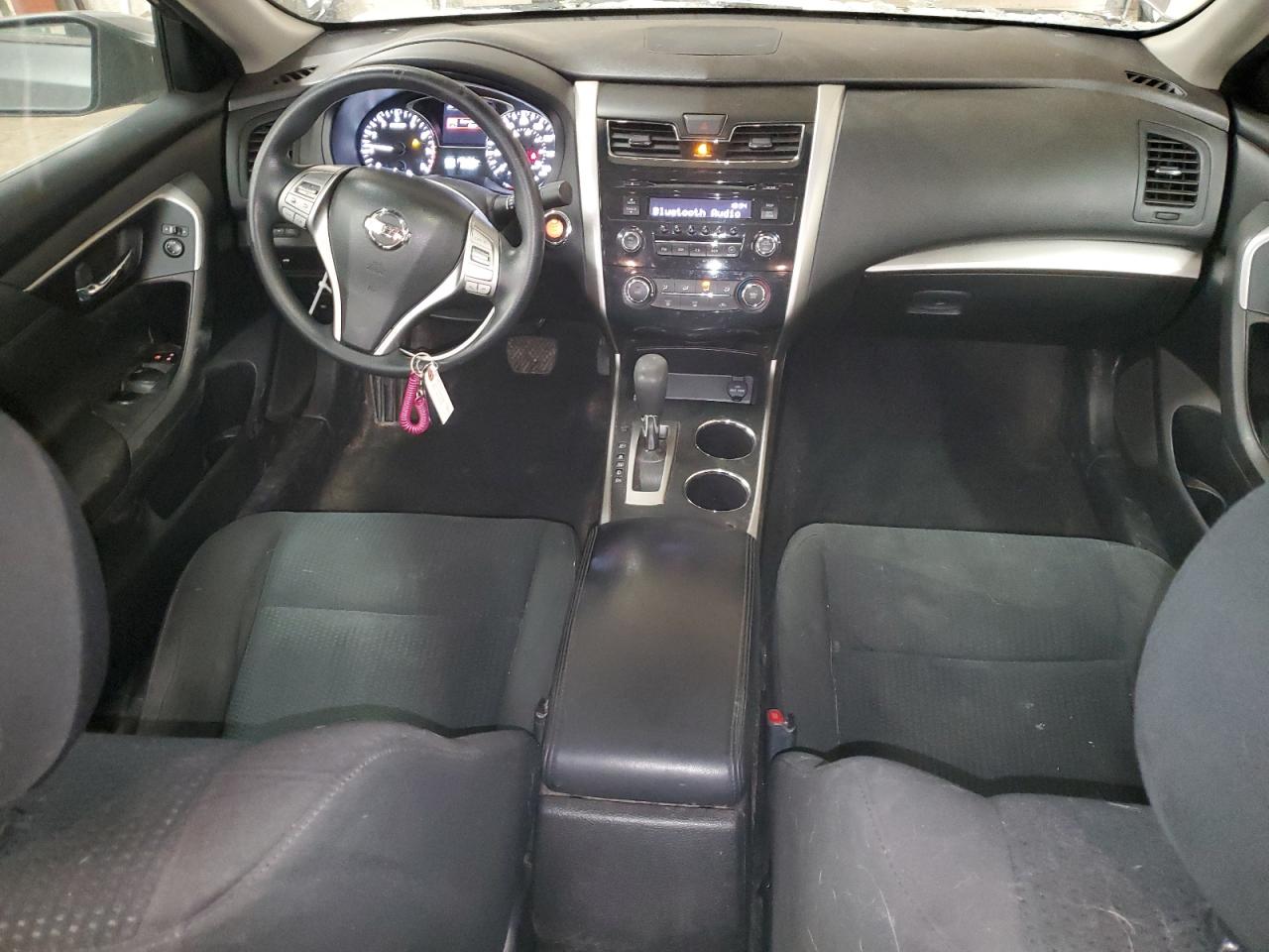 2015 Nissan Altima - Image 8