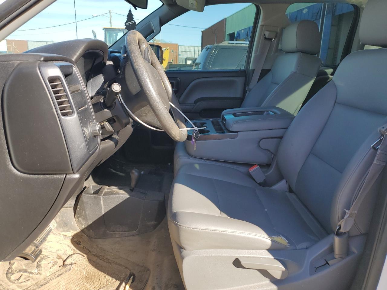 2015 Chevrolet Silverado - Image 7
