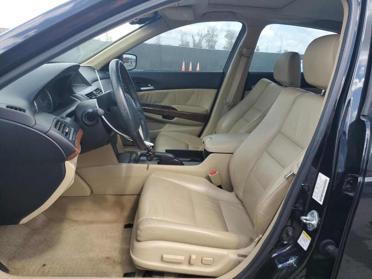 2011 Honda Accord - Image 7