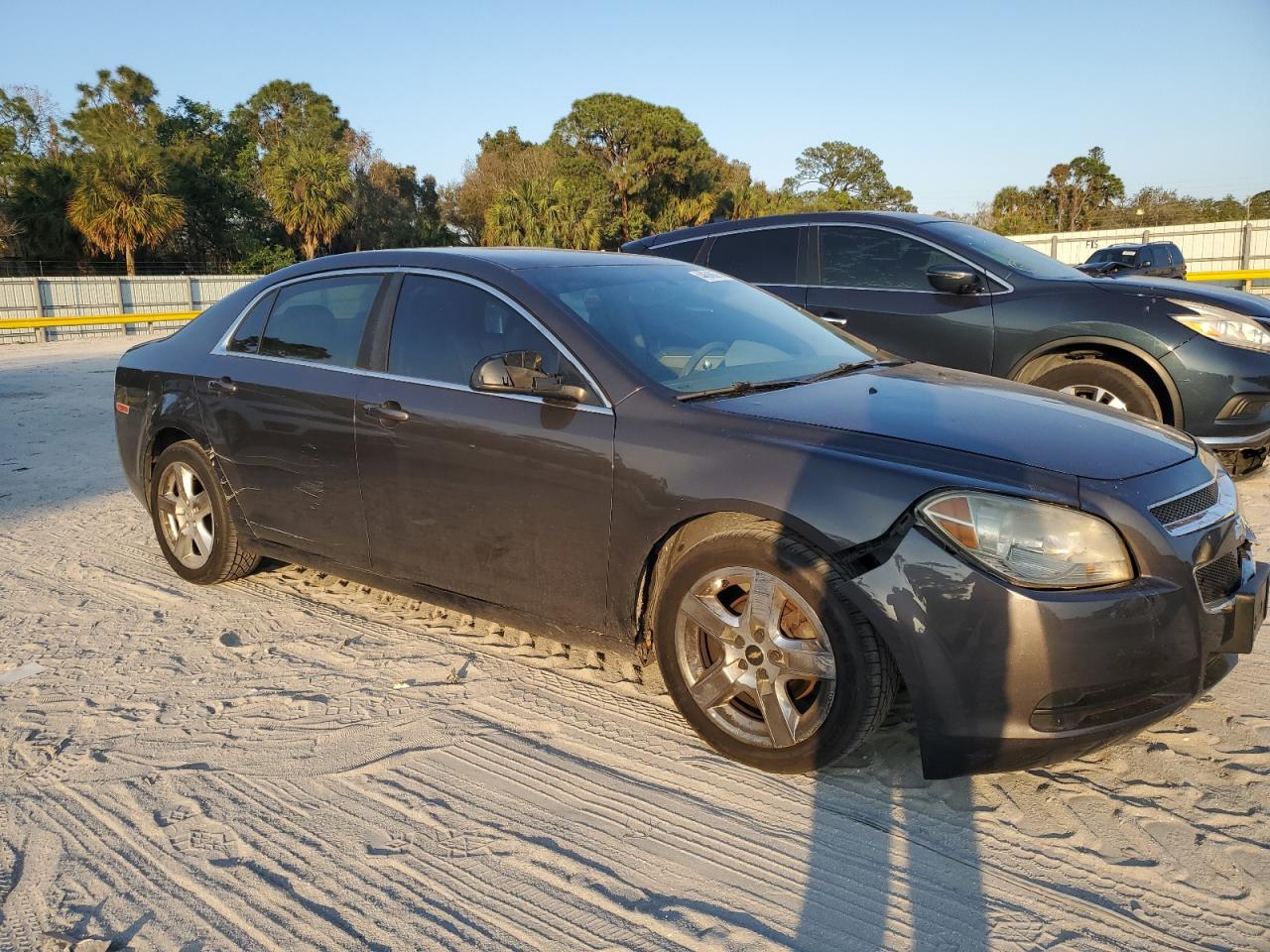 2011 Chevrolet Malibu - Image 4